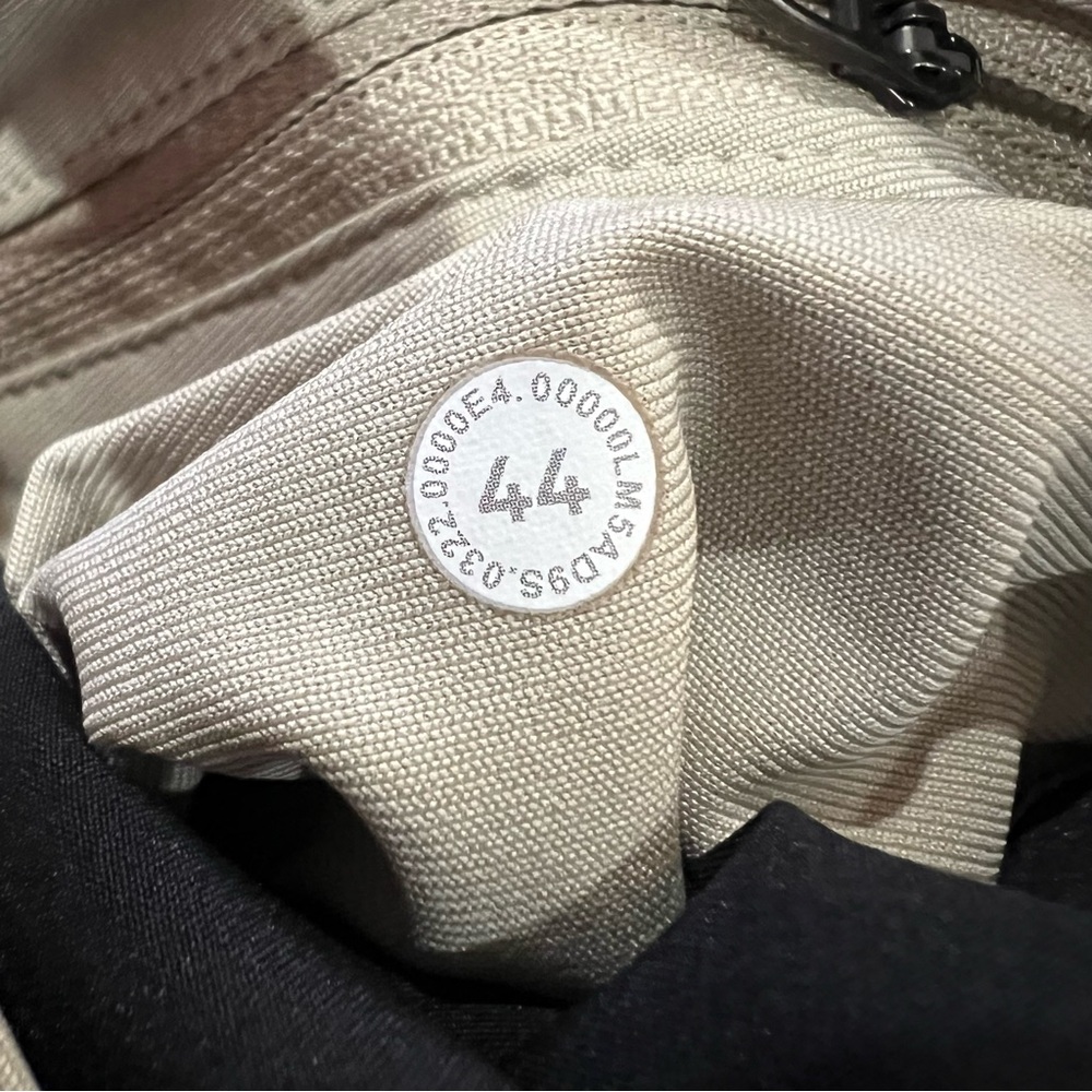 8 Pair Bundle of Lululemon Men’s ABC Slim Warpstreme Pants 44x30 - Picture 5 of 6